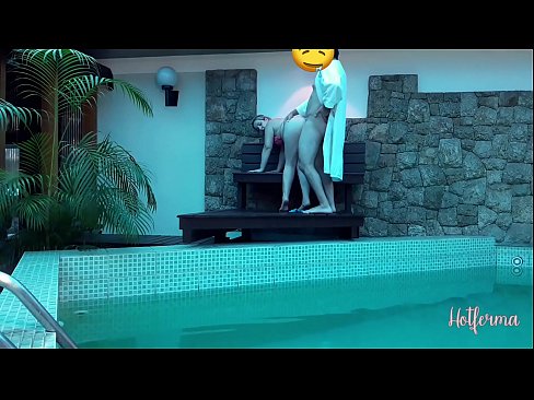 ❤️ Boss invita a cameriera à a piscina, ma ùn pudia resiste à un caldu ❤❌ Porno vk à porn co.bencoineth.top ️❤